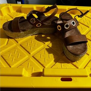 Brown Platform Sandals with Gold Accents